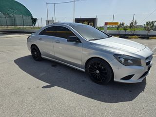 Mercedes-Benz CLA 200 '14