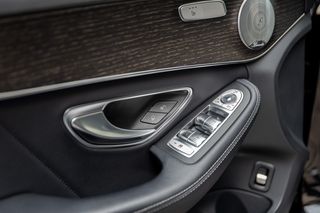 Mercedes-Benz C 200 2018 4MATIC 9G-TRONIC-thumb-76
