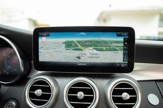 Mercedes-Benz C 200 2018 4MATIC 9G-TRONIC-thumb-31