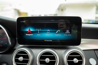 Mercedes-Benz C 200 2018 4MATIC 9G-TRONIC-thumb-33