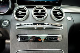 Mercedes-Benz C 200 2018 4MATIC 9G-TRONIC-thumb-35
