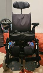 Ηλεκτροκίνητο αναπηρικό αμαξίδιο Quickie