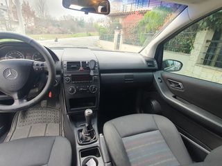 Mercedes-Benz A 170 2006-thumb-8