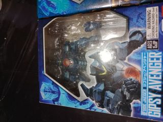 4 FIGURES PACIFIC RIM