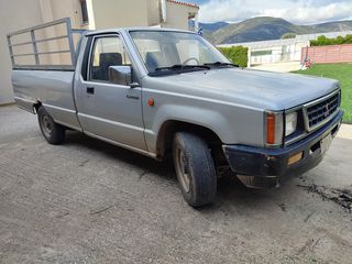 Mitsubishi '90 L200