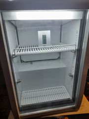ΨΥΓΕΙΟ ΑΝΩ ΠΑΓΓΟΥ 230ε & ΚΡΕΠΙΕΡ ΙΝΟΞ 120ε