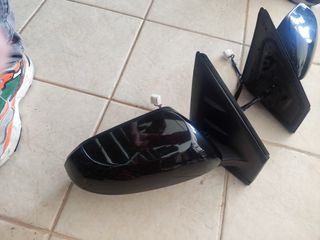 Toyota yaris-thumb-1
