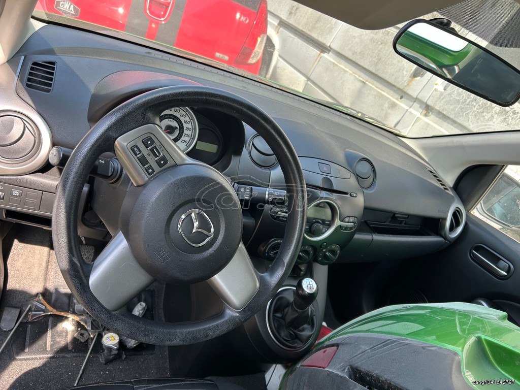 Mazda 2 2007