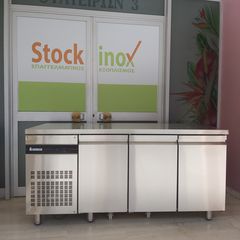 Ψυγείο πάγκος συντήρηση 179*70*87cm, με 3 πόρτες & ενσωματωμένη μηχανή Αριστερά, Ιnomak PNRP 999/LF. Ποιότητα & Τιμή Stockinox