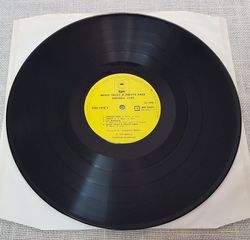 Amanda Lear – Never Trust A Pretty Face LP Greece 1979'-thumb-2