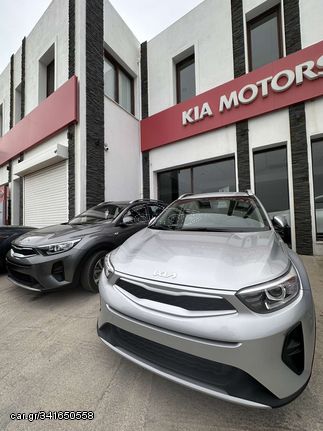 Kia Stonic '24 In motion Automatic 