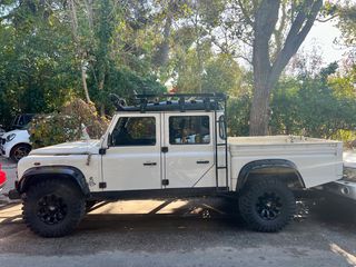 Land Rover Defender 2010 130 DCAB-thumb-1