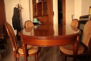 χειροποίητο μασίφ τραπέζι καρυδιάς ΒΑΡΑΓΚΗΣ (με 6 καρέκλες)