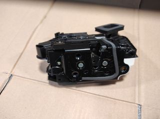 5K4839016R ΠΙΣΩ ΔΕΞΙΑ ΚΛΕΙΔΑΡΙΑ ΓΙΑ VW GOLF, POLO, JETTA-thumb-1