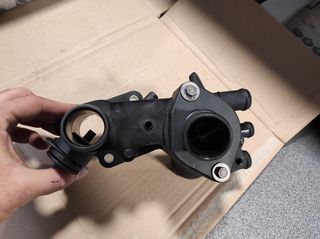 032121111P ΘΗΚΗ ΘΕΡΜΟΣΤΑΤΗ ΓΙΑ VW GOLF-thumb-2