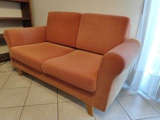 Διθέσιος καναπές (1.60 Χ 0,90 Χ 0,85)
