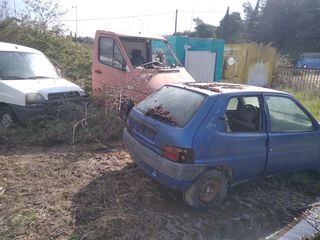 Citroen Saxo ΜΟΝΟ ΓΙΑ ΑΝΤΑΛΛΑΚΤΙΚΆ  '98-thumb-2