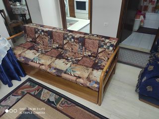 Καναπές κρεβάτι μπαουλο
