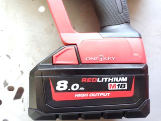 NEO!!ΜΠΟΥΛΟΥΝΟΚΛΕΙΔΟ 2 χ ΜΠΑΤΑΡΙΕΣ 18V/8Ah 1" ΡΟΠΗ 2400Nm!! MILWAUKEE M18 ONEFHIWF1-802X-thumb-2