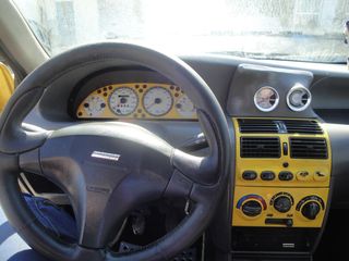 Fiat Punto 1998-thumb-12
