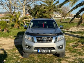 Nissan Navara 2018 Double Cab 2.3 dCi Acenta 4x4 Automatic-thumb-4