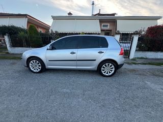 Volkswagen Golf '05  1.6 FSI