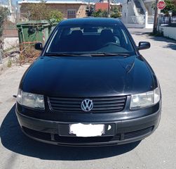 Volkswagen Passat CC '00