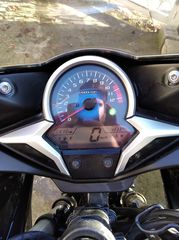 Honda CBR250R 2015 CBR250R-thumb-1