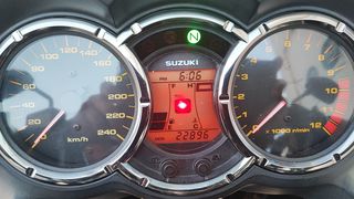 Suzuki V-Strom 1000 2005-thumb-3