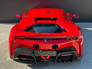 Ferrari SF90 2023 STRADALE-thumb-9