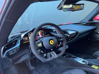 Ferrari SF90 2023 STRADALE-thumb-16