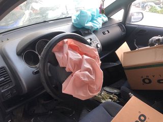 Honda Jazz 2003 Μόνο για ανταλλακτικά-thumb-4