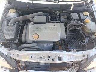 Opel Astra 2000-thumb-4