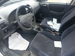 Opel Astra 2000-thumb-6