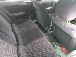 Opel Astra 2000-thumb-10