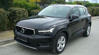 Volvo XC40 2019 D4 Momentum AWD-thumb-5