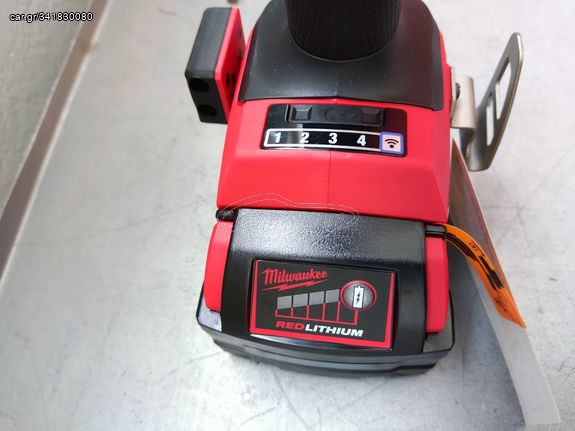 ΚΟΡΥΦΑΙΟ!!Σετ Milwaukee 18V Κρουστικό Δραπανοκατσάβιδο + παλμικός βιδολογος 4 ταχυτήτων 1/4''με 2 μπαταρίες 18VX5Ah-thumb-11