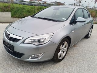 Opel Astra '11