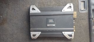JBL CS Series 50.4 τετρακάναλος Ενισχυτής ΗΧΟΥ 600Watt