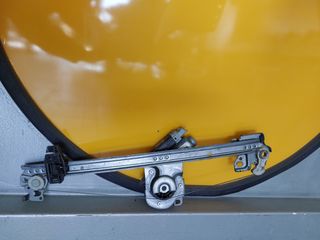 ΓΡΥΛΛΟΣ ΕΜΠΡΟΣΘΙΑΣ ΑΡΙΣΤΕΡΗΣ ΠΟΡΤΑΣ CITROEN C3 5Θ 2009-2016-thumb-1