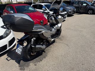 Honda ADV 350 2022 1 XEΡΙ ΑΠΟ ΗΛΙΚΙΩΜΕΝΟ ΜΕ ΓΝΗΣΙΑ ΒΑΛΙΤΣΑ-thumb-50