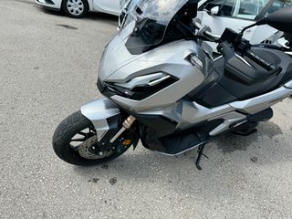 Honda ADV 350 2022 1 XEΡΙ ΑΠΟ ΗΛΙΚΙΩΜΕΝΟ ΜΕ ΓΝΗΣΙΑ ΒΑΛΙΤΣΑ-thumb-12