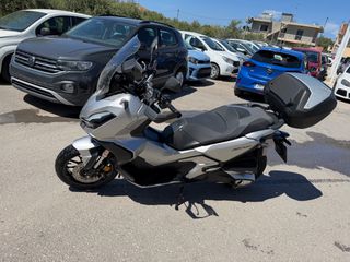 Honda ADV 350 2022 1 XEΡΙ ΑΠΟ ΗΛΙΚΙΩΜΕΝΟ ΜΕ ΓΝΗΣΙΑ ΒΑΛΙΤΣΑ-thumb-39