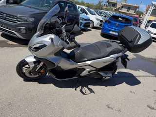 Honda ADV 350 2022 1 XEΡΙ ΑΠΟ ΗΛΙΚΙΩΜΕΝΟ ΜΕ ΓΝΗΣΙΑ ΒΑΛΙΤΣΑ-thumb-41