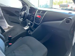 Suzuki Celerio 2017-thumb-8