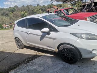 Ford Fiesta '11  1.4 TDCi Titanium