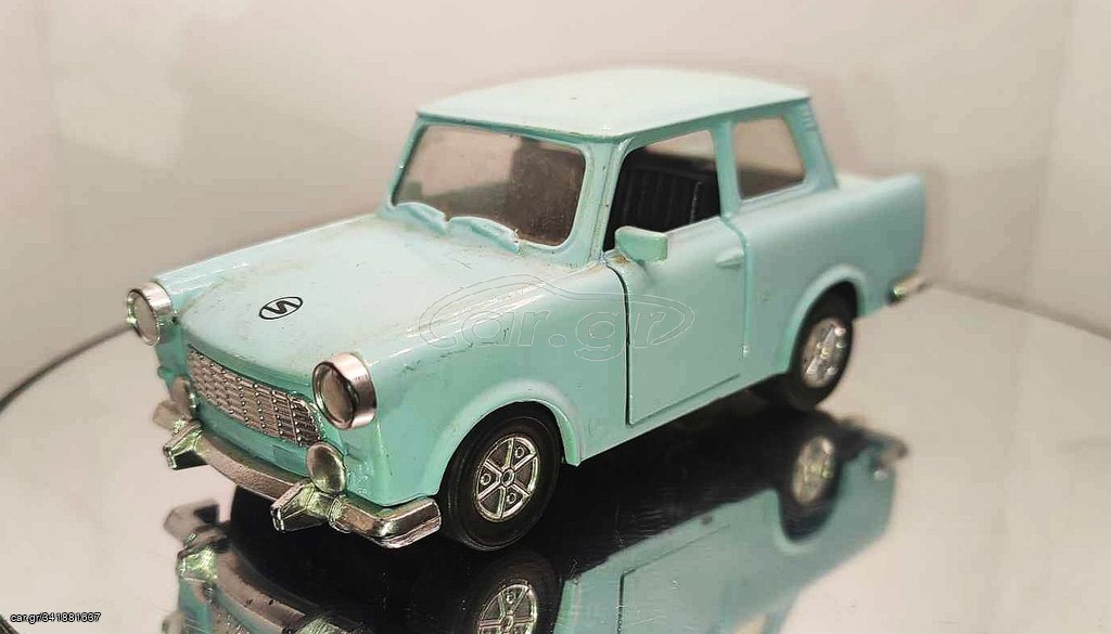 TRABANT 1:30