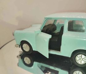 TRABANT 1:30-thumb-4