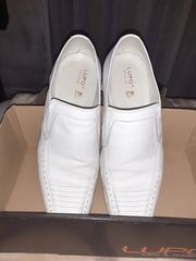 Παπούτσια λευκά δερμα