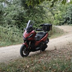 Honda ADV 350 2023-thumb-8